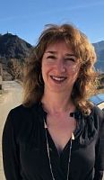 LAMBOGLIA Carole, 2ème Adjointe en charge des affaires scolaires et périscolaires et de la médiathèque